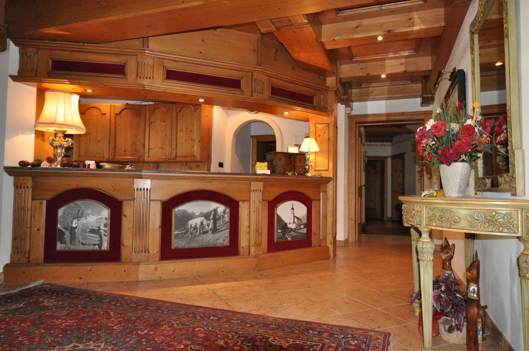 Hotel Burgstall Neustift im Stubaital Exterior photo